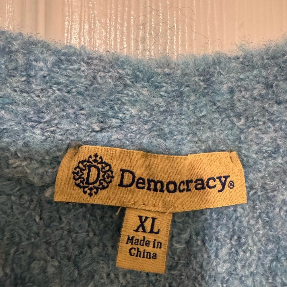 NWT Democracy Wide Sleeve Sweater Size XL - Picture 3 of 5